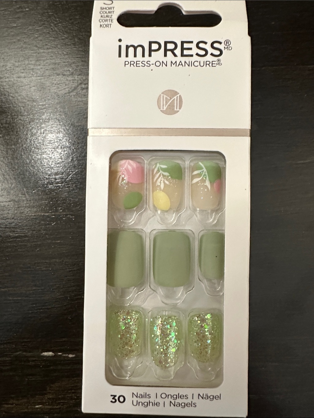 imPRESS Green Floral Accent & Glitter Press-On Nails